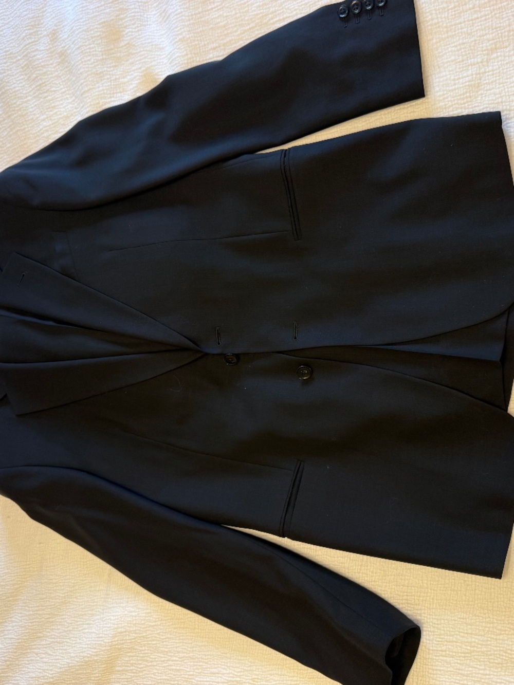 Armani Collezioni 100% Wool Mens Two-Piece suit in Black. Size US 42L waist 36"